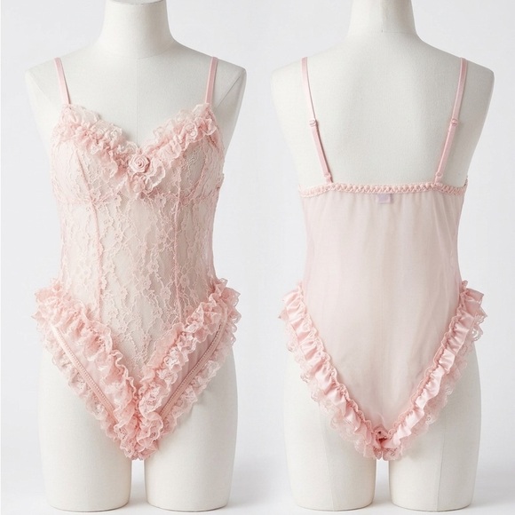 Other - Vintage Elegant Pink Lace Bodysuit